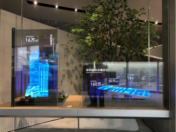 深圳会展中心 OLED 透明屏应用