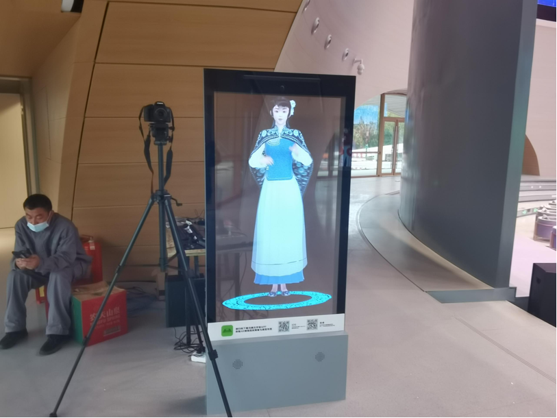 浙江嘉兴乌镇 OLED 透明屏应用