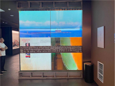 榆林算盘博物馆 OLED 透明屏应用