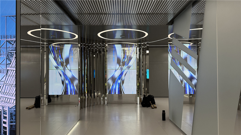 2X2透明拼接屏|上海华能电厂展陈，挑战极限的科技艺术之作